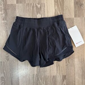 NEW Lululemon Black Size 6 Hotty Hot 4” Shorts